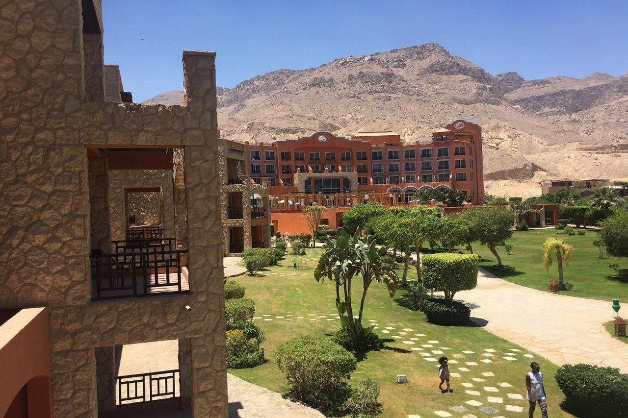 Moevenpick Resort El Sokhna Ain Sukhna Luaran gambar View of the resort