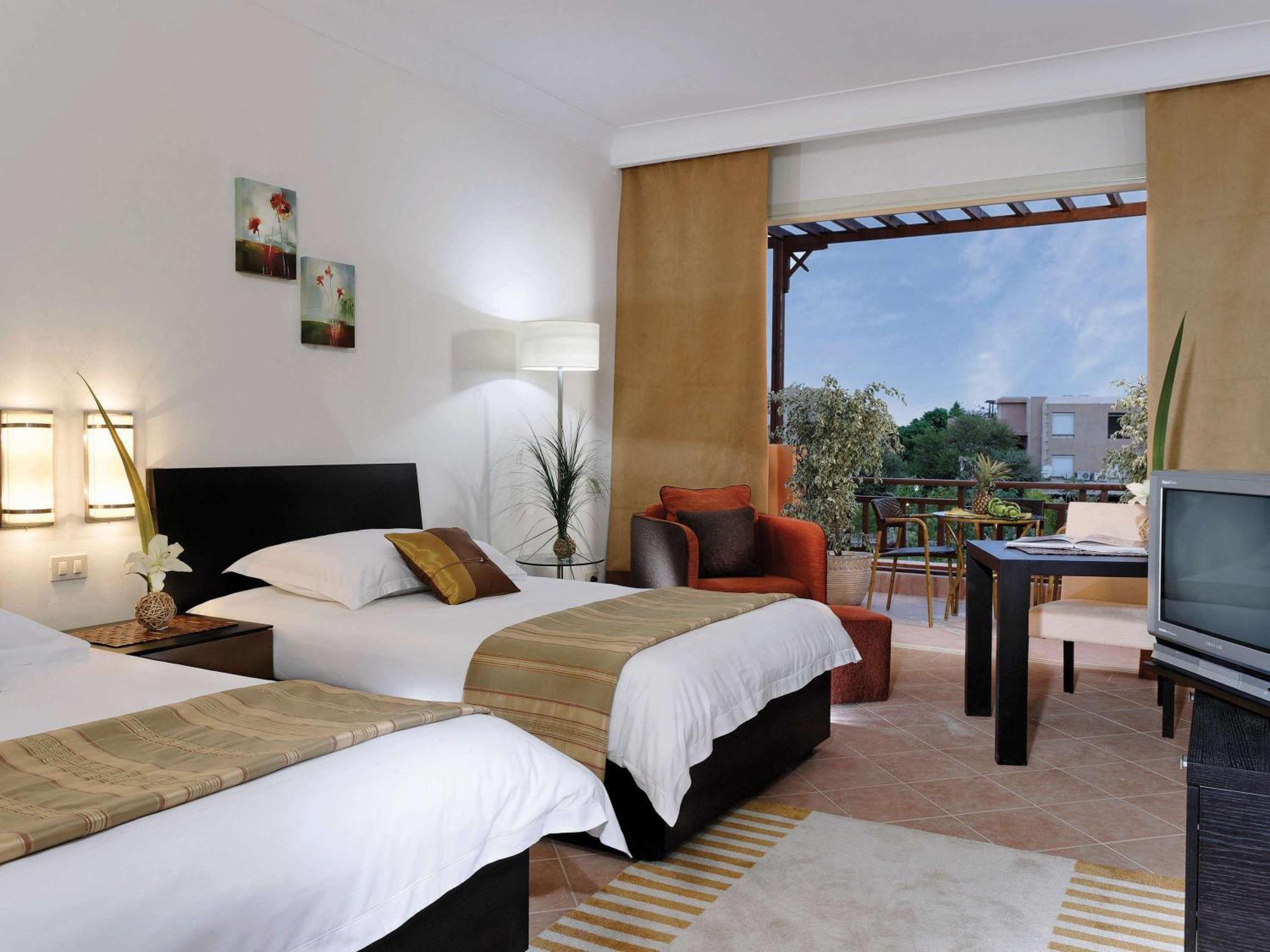 Moevenpick Resort El Sokhna Ain Sukhna Luaran gambar A room at the hotel